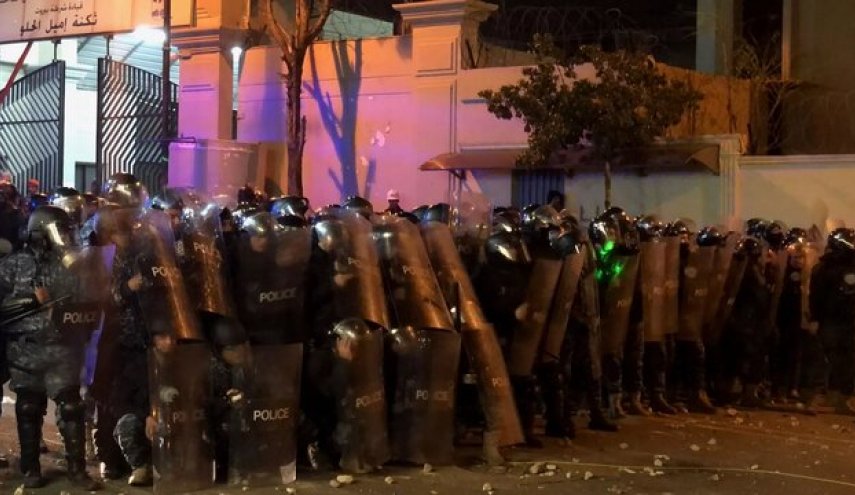 واکنش وزیر کشور اردن به کشته شدن معاون رئیس پلیس «معان» در جریان اعتراضات