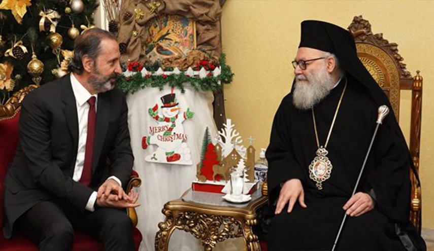الرئيس الأسد يهنئ الطوائف المسيحية بعيد الميلاد المجيد