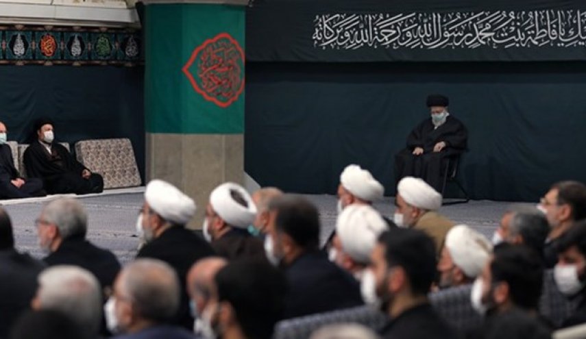 مراسم عزاداری شام شهادت حضرت زهرا (س) با حضور رهبر انقلاب برگزار شد