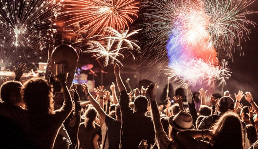 طقوس ليلة 2023 .. إليكم العادات الأغرب في دول العالم