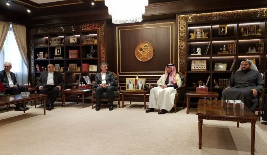 محافظ البنك المركزي الايراني یصل الدوحة