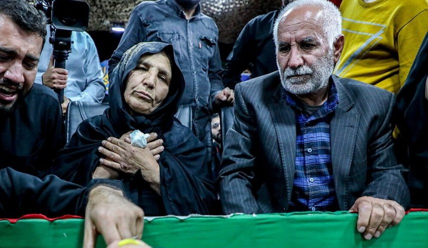 تنفيذ حكم الإعدام بحق 2 من المتورطين بقتل الشهيد عجميان + فيدیو وصور
