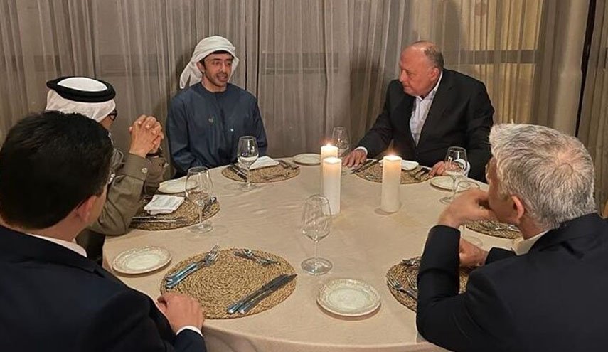 دوره گردی صهیونیستها در بین سازشکاران