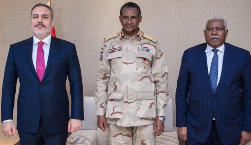 سفر رئیس دستگاه اطلاعات ترکیه به سودان