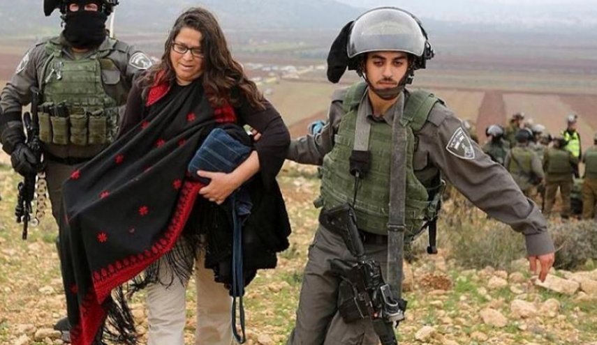 اخراج همراه با ضرب و شتم تبعه ایتالیایی حامی فلسطینیان از سرزمین های اشغالی 
