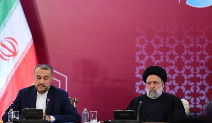 رئیسی: این نگاه که زن در حاشیه باشد، نگاه مردودی است