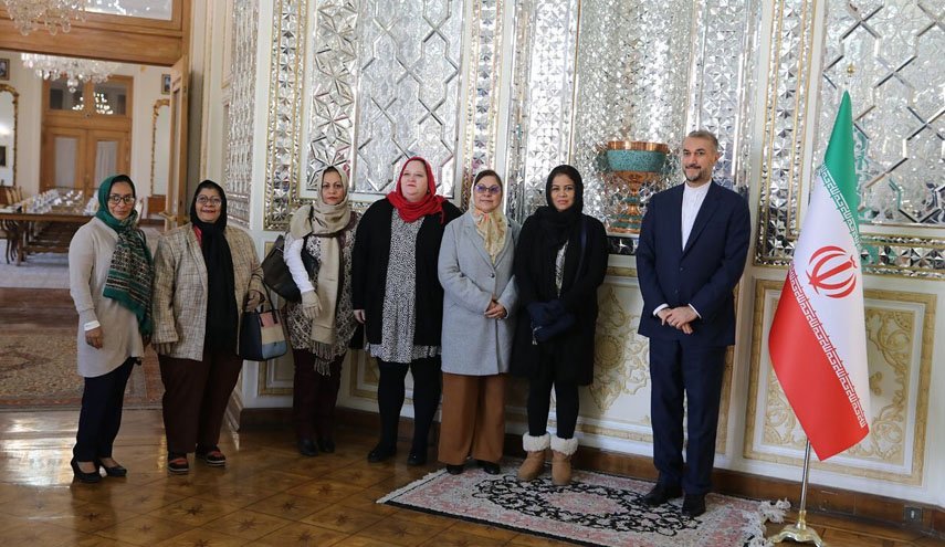 دیدار هیات ۶ نفره بانوان از نیکاراگوئه با امیرعبداللهیان 