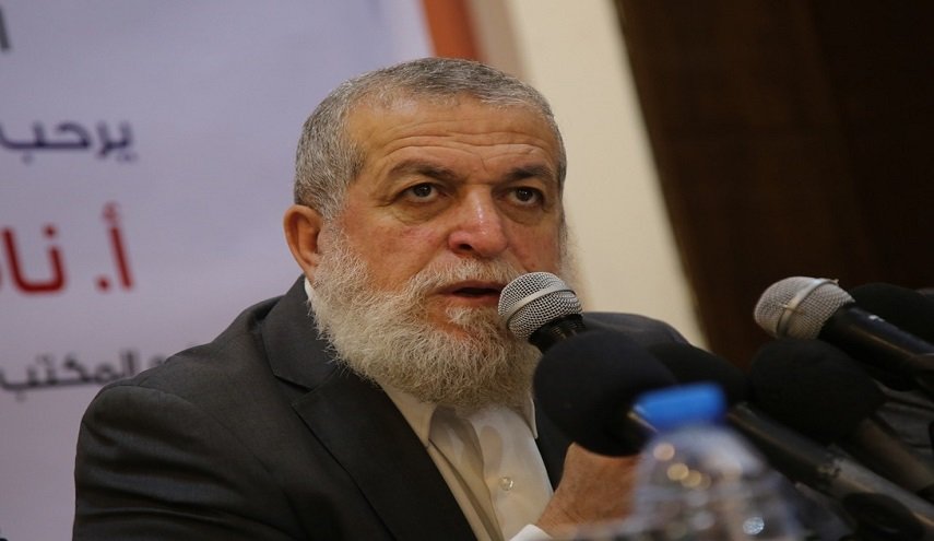 الشيخ عزام: اعتداءات الاحتلال على الأقصى تدفع للصمود واستمرار المواجهة