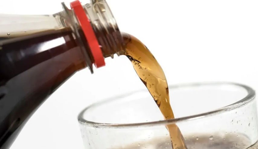 3 أغذية لا تتناولها مع المشروبات الغازية!