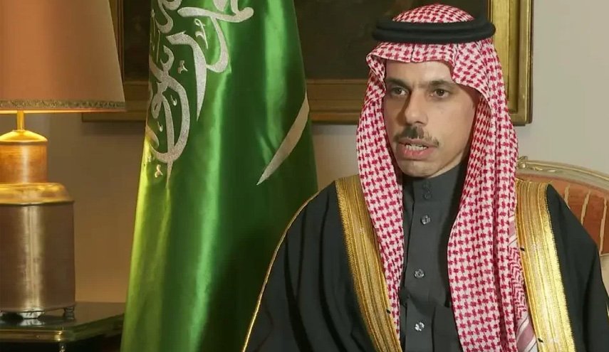 فیصل بن فرحان وارد عراق شد