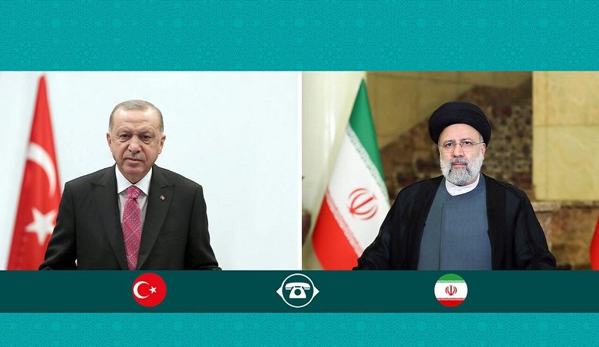 رئيسي لإردوغان: نقف إلى جانب تركيا في هذا الوقت الصعب