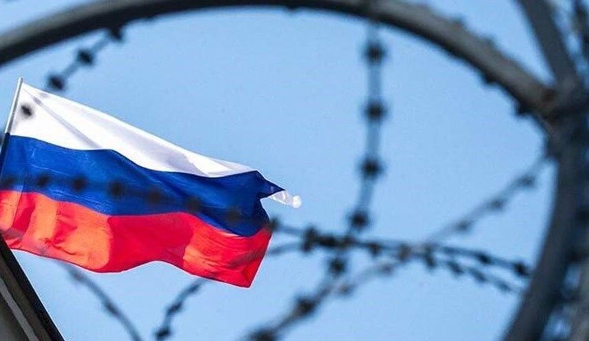 تشدید تحریم‌های اقتصادی انگلیس علیه روسیه همزمان با سفر زلنسکی به لندن