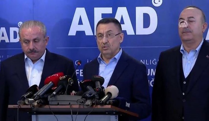 معاون اردوغان: حدود ۴۱۸۰۰ ساختمان در زلزله تخریب شدند
