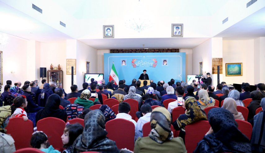 رئیسی:‌ تاسیس دفاتر تجاری ایران در کشورهای مختلف با جدیت دنبال شود