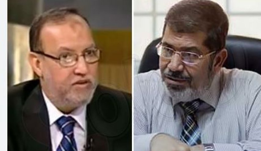 رغم وفاتهما.. مصر تدرج مرسي والعريان على قائمة الإرهابيين!