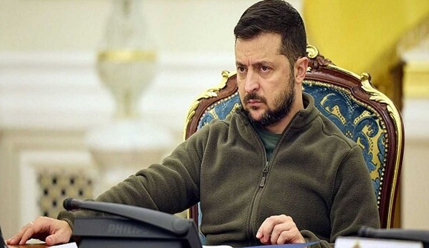زلنسکی یک فرمانده ارشد نظامی اوکراین در خط مقدم را برکنار کرد
