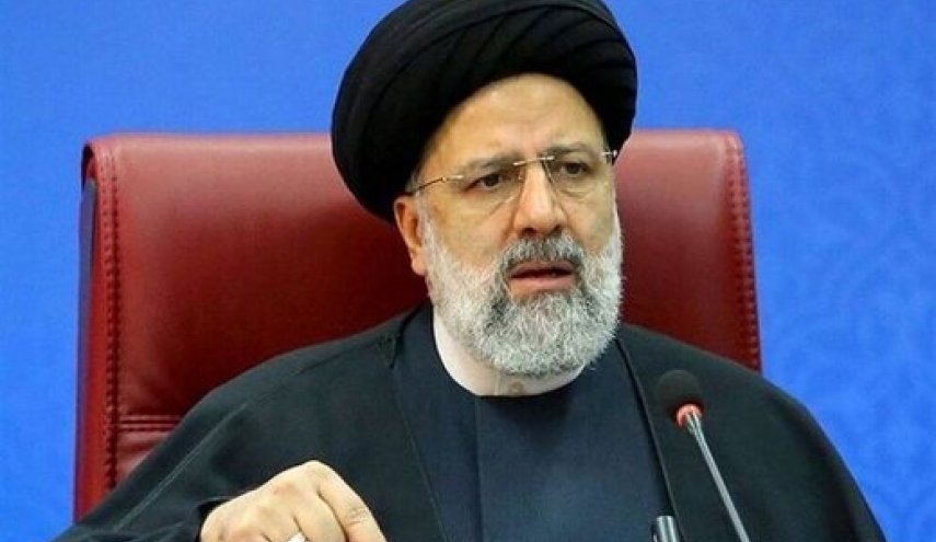 آیت‌الله رئیسی: پیشرفت امروز کشور مرهون تلاش دانش‌پژوهان و حمایت‌های رهبری است