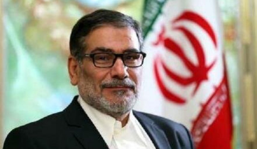 قدردانی شمخانی از عراق در تماس تلفنی با نخست‌وزیر این کشور 
