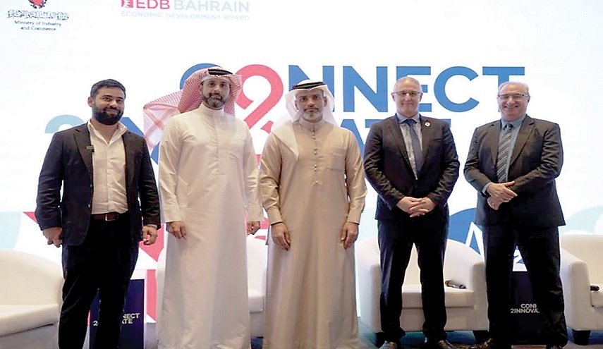 إتفاقية شراكة استراتيجية بحرينية وصهيونية في مجال الطاقة الشمسية