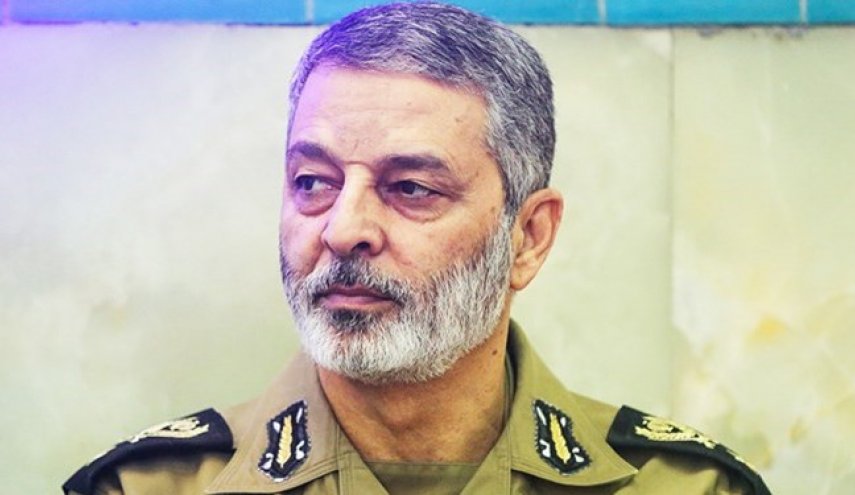 اللواء موسوي: اقتدار ايران الدفاعي يعود للقيادة الحكيمة لقائد الثورة وتلاحم القوات المسلحة