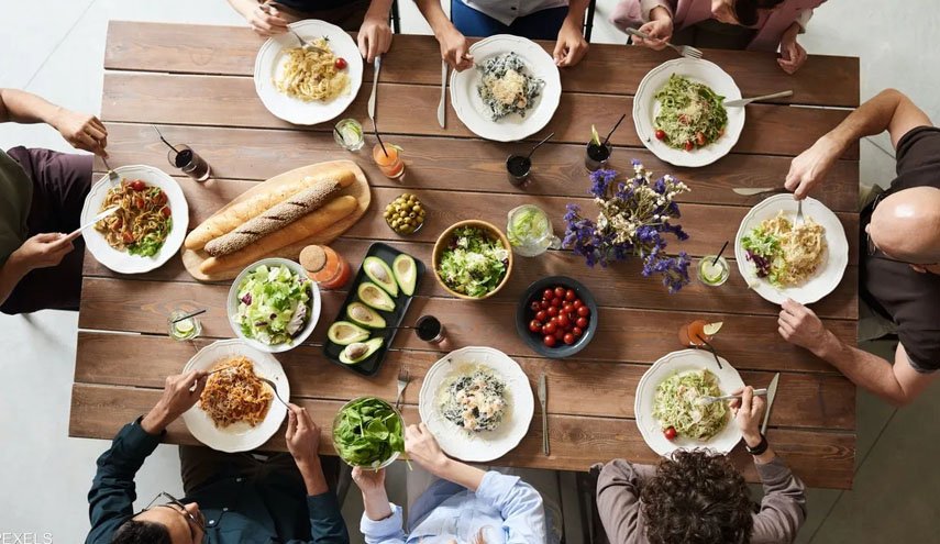 ما هي اهمية كثرة الألوان في إفطار رمضان؟

