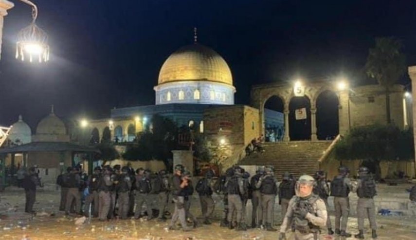 مجروح شدن 20 نمازگزار فلسطینی در مسجد الاقصی/ تظاهرات فلسطینیان در حمایت از الاقصی