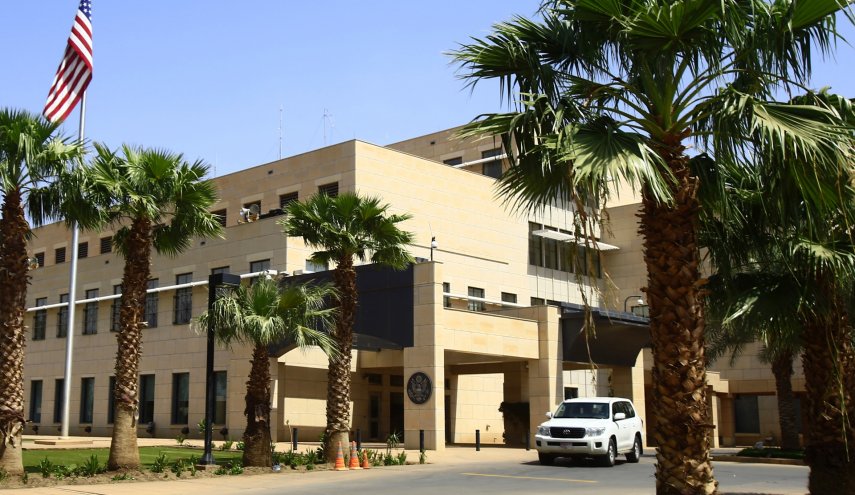 القتال العسكري في السودان.. واشنطن تعلق عمل سفارتها في الخرطوم