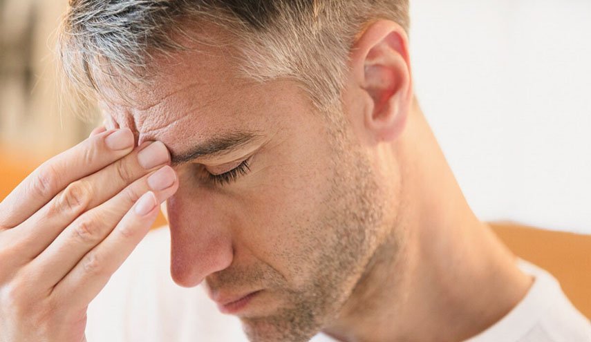عدم تحمل الضوء والأصوات والروائح... ما سبب هذه الاعراض؟