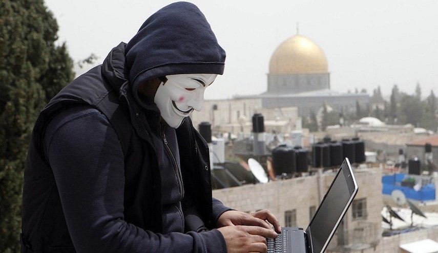 هاكرز ينشرون تفاصيل خاصة حول 200 ألف صهيوني