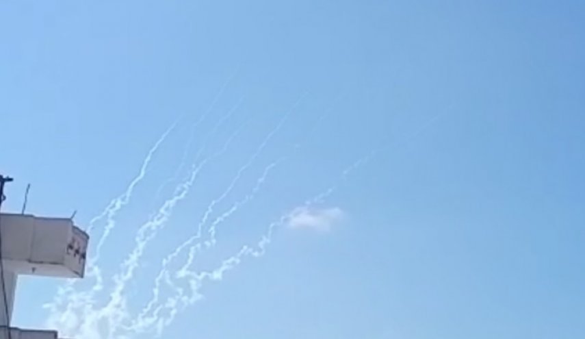 مقاومت غزه شهرک های اشغالی را موشک باران کرد 