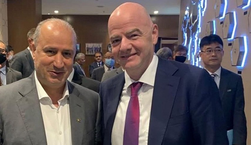 رئيس الاتحاد الدولي لكرة القدم يزور إيران قريبا