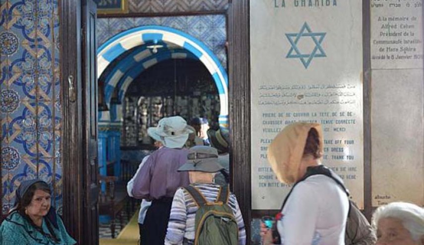 قتلى وجرحى باطلاق نار قرب معبد يهودي في تونس