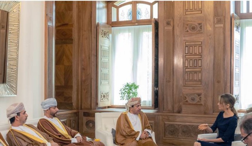 سوريا..أسماء الأسد تلتقي وفد هيئة الوثائق والمحفوظات الوطنية العُمانية