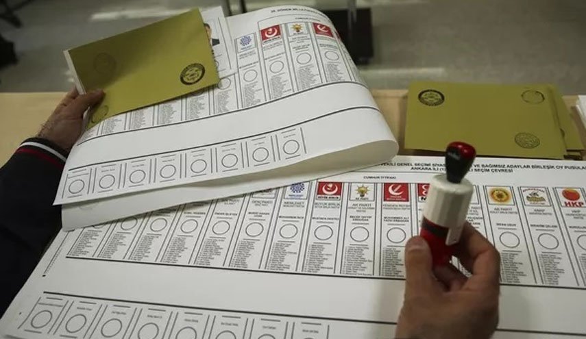 ائتلاف اردوغان اکثریت کرسی های پارلمانی را کسب کرد