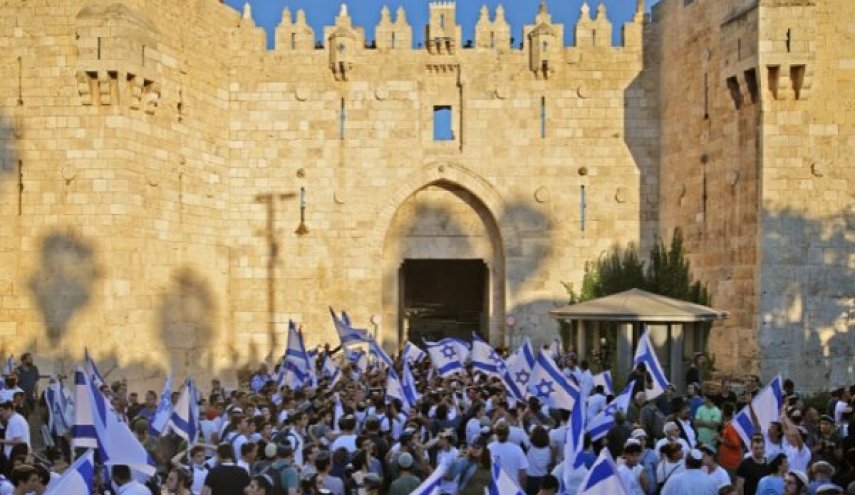 آماده‌باش پلیس رژیم صهیونیستی همزمان با برگزاری راهپیمایی پرچم