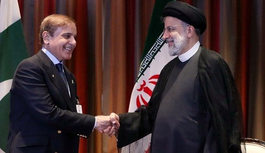 سران ایران و پاکستان تقویت همکاری‌های تجاری را بررسی کردند 