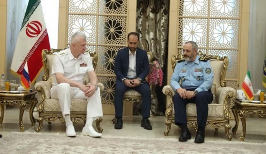 إجراء مناورات دولية بين إيران والصين وروسيا تعبير عن النظام العالمي الجديد