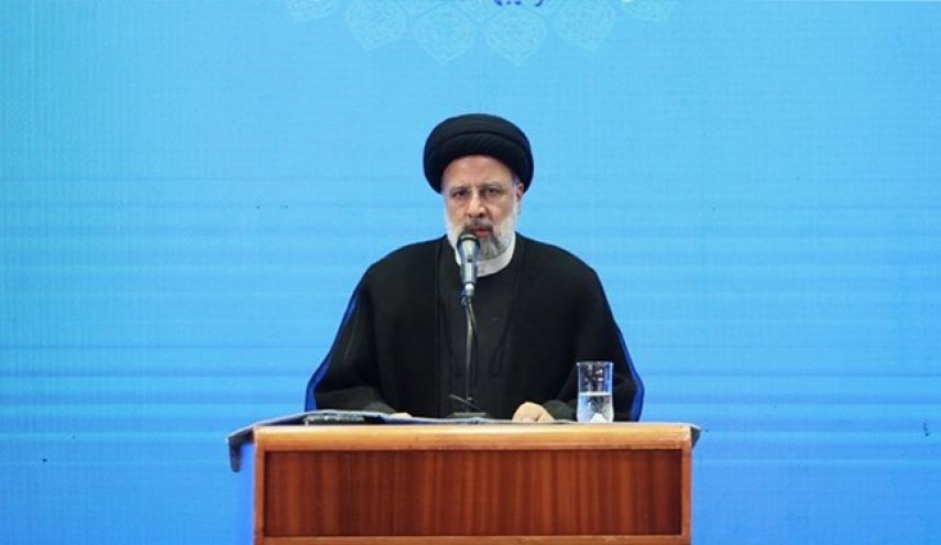 رئيسي: نسعى لكبح جماح التضخم من خلال نمو الانتاج والاقتصاد