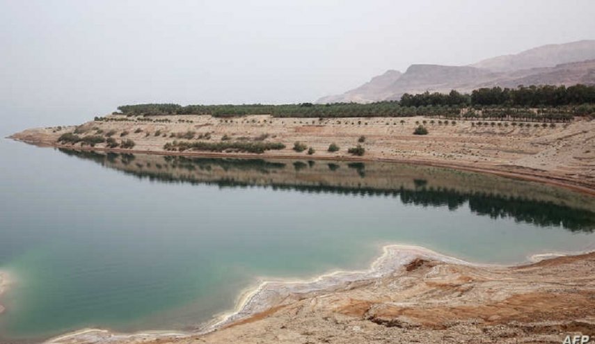 دراسة تكشف مأساة.. هذا ما يحدث لأكثر من نصف بحيرات العالم