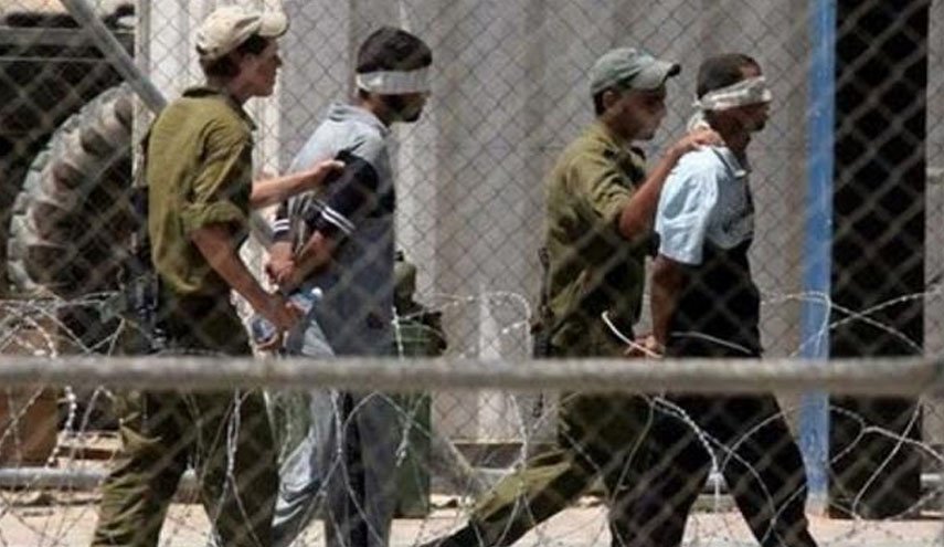 ۴۰ اسیر فلسطینی اعتصاب غذا می‌کنند