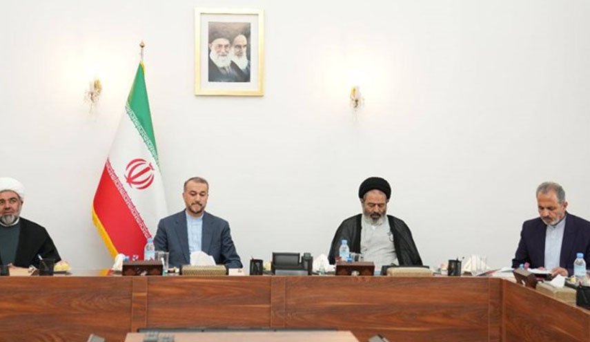 حضور فعال بخش کنسولی وزارت خارجه در جده، مکه و مدینه برای انجام امور حجاج ایرانی
