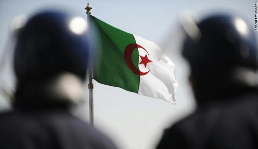  القبض على إرهابي في 