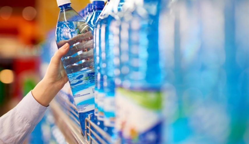 ماذا يحدث للمياه المعبأة بعد انتهاء صلاحيتها؟.. هل يمكن شربها؟