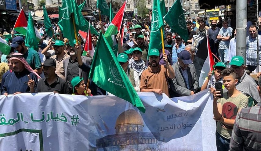 وقفة في عَمّان تنديدا باعتداء الإحتلال والمستوطنين بالضفة المحتلة

