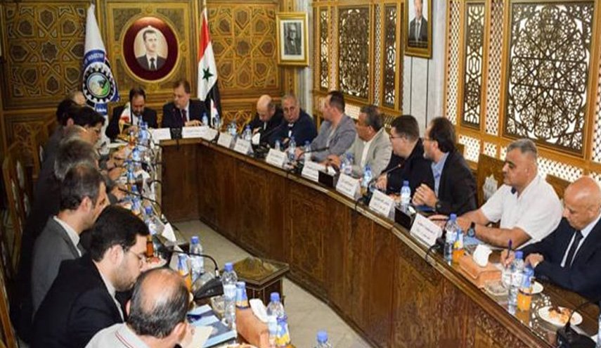 السفير الإيراني بدمشق يبحث مع فعاليات اقتصادية إقامة مشاريع استثمارية