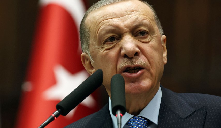 اردوغان: به غربی‌های گستاخ یاد می‌دهیم توهین به مسلمانان آزادی اندیشه نیست
