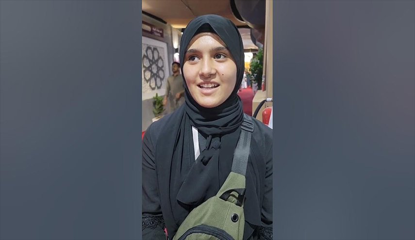 ابنة شهيد فلسطيني تحج عن والدها الذي لم تره
