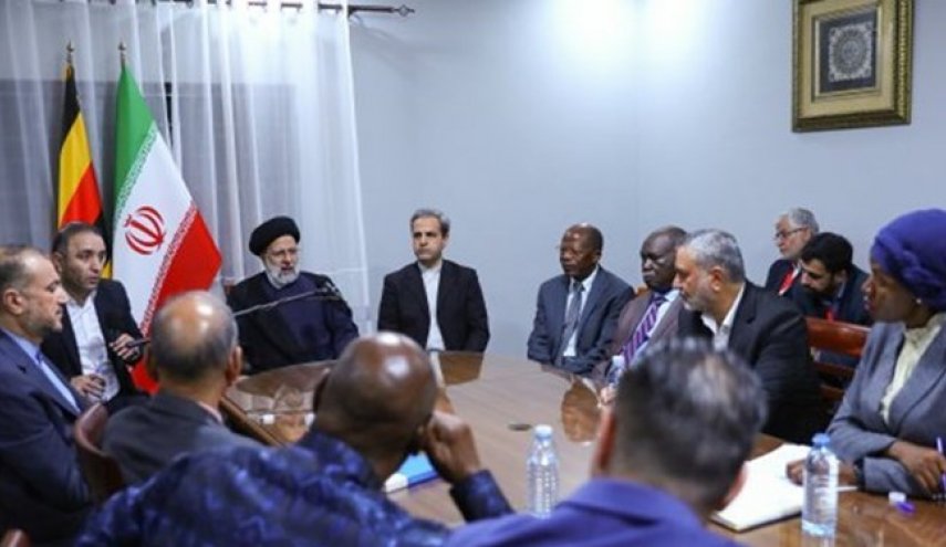 رئيسي: الإمكانية متوفرة لزيادة حجم التبادل التجاري بين إيران وأوغندا إلى 10 أضعاف