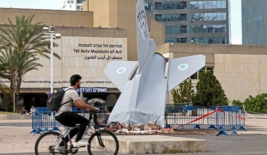 وزیر صهیونیست: امتناع خلبانان ذخیره از خدمت در ارتش جنگ با حزب الله لبنان را نزدیک‌تر می‌کند