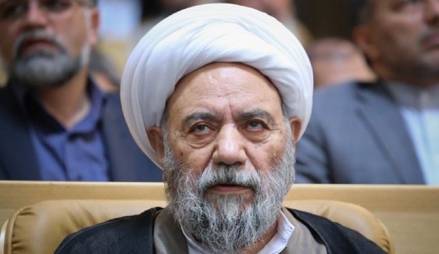 قائد الثورة الاسلامية يعزي بوفاة حجة الاسلام حسن صانعي